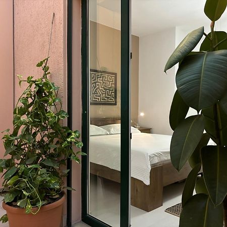 Tam Serviced 2Bdr Apartment City Center No6 ティラナ エクステリア 写真