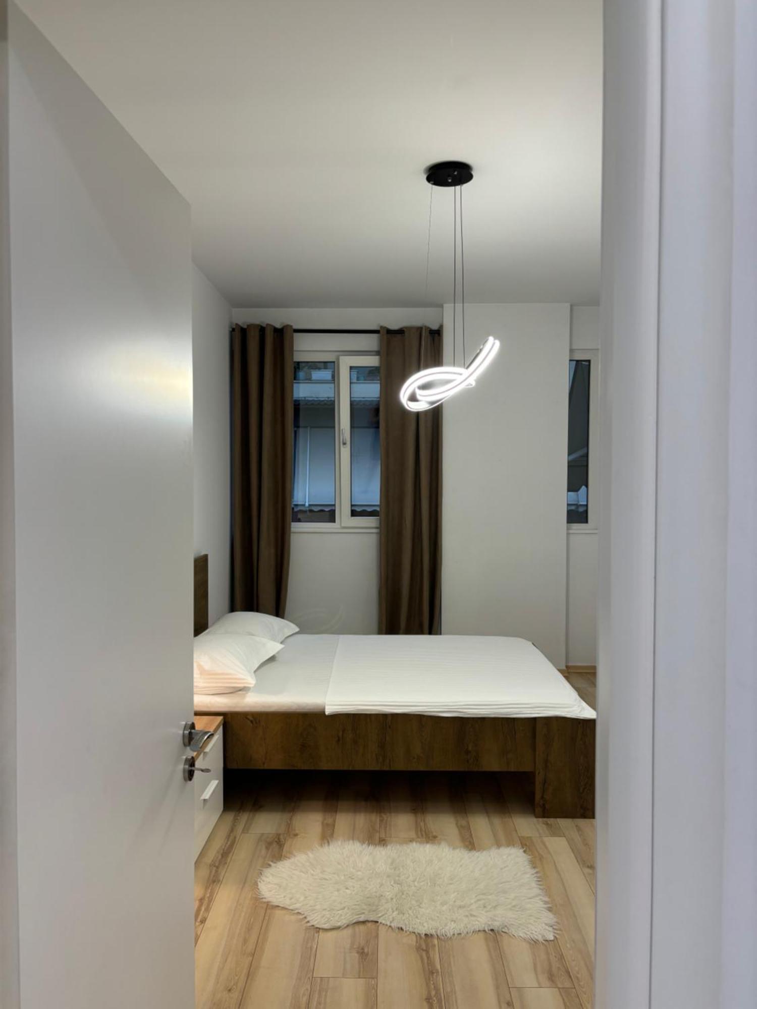 Tam Serviced 2Bdr Apartment City Center No6 ティラナ エクステリア 写真