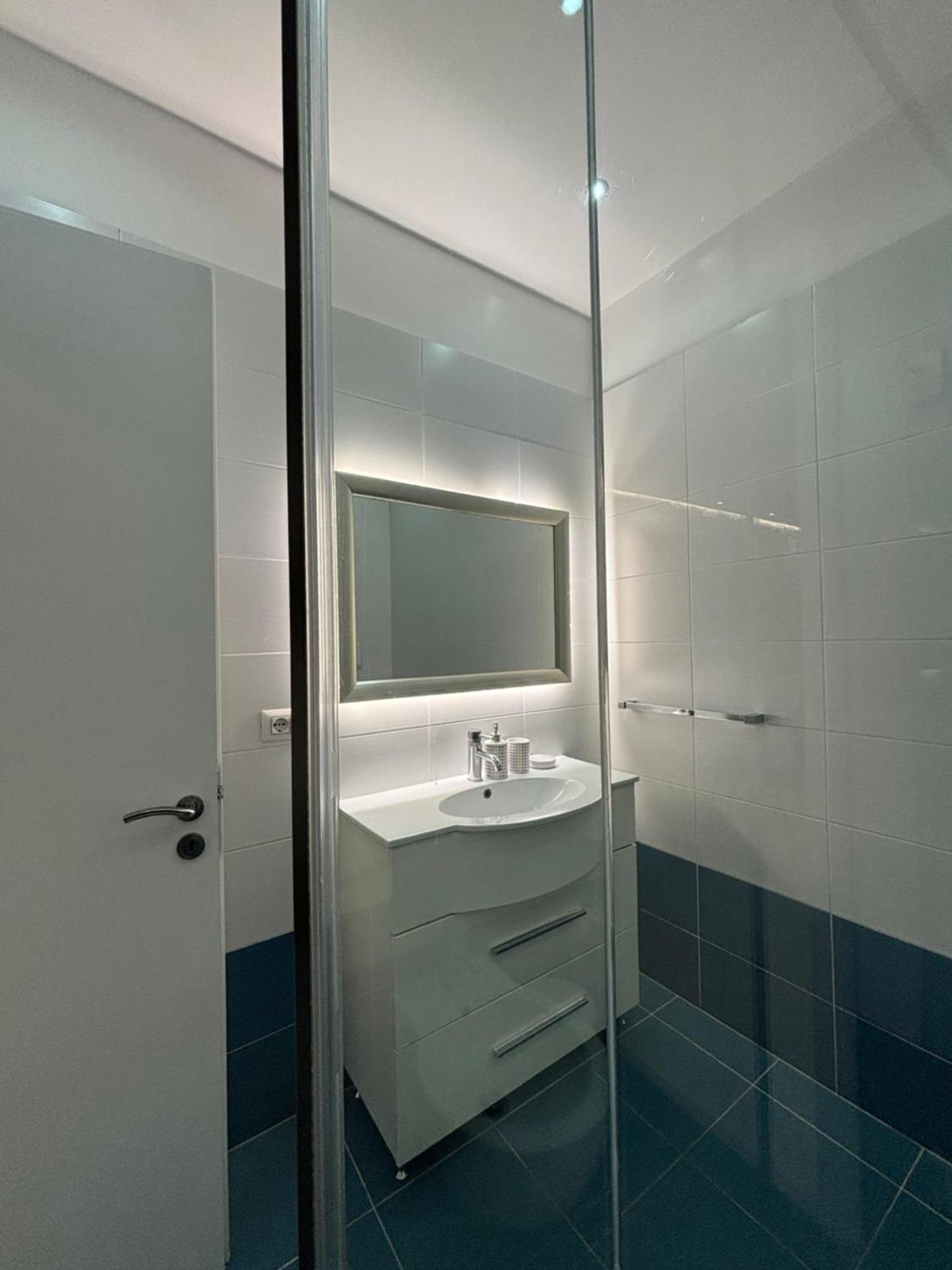 Tam Serviced 2Bdr Apartment City Center No6 ティラナ エクステリア 写真