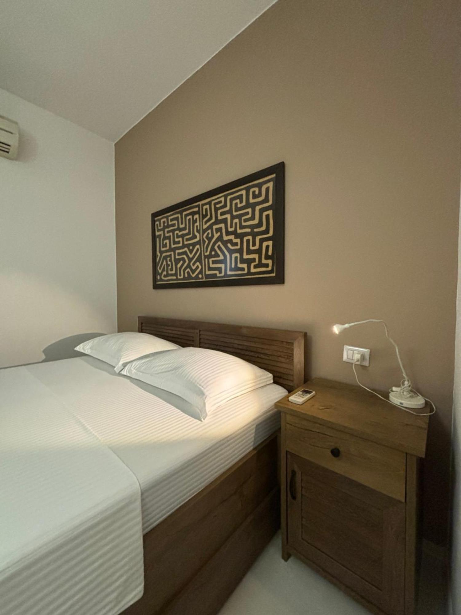 Tam Serviced 2Bdr Apartment City Center No6 ティラナ エクステリア 写真