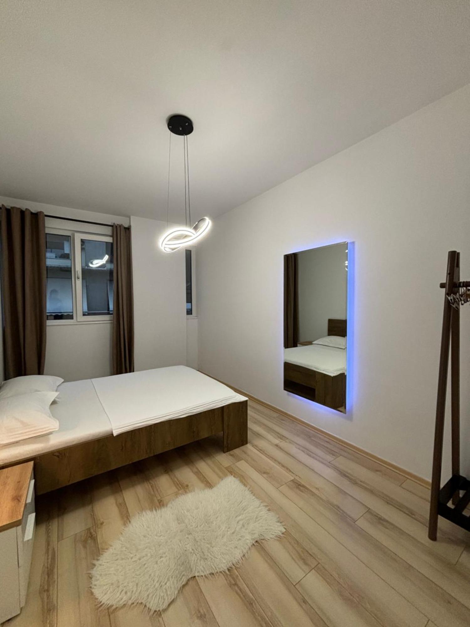 Tam Serviced 2Bdr Apartment City Center No6 ティラナ エクステリア 写真